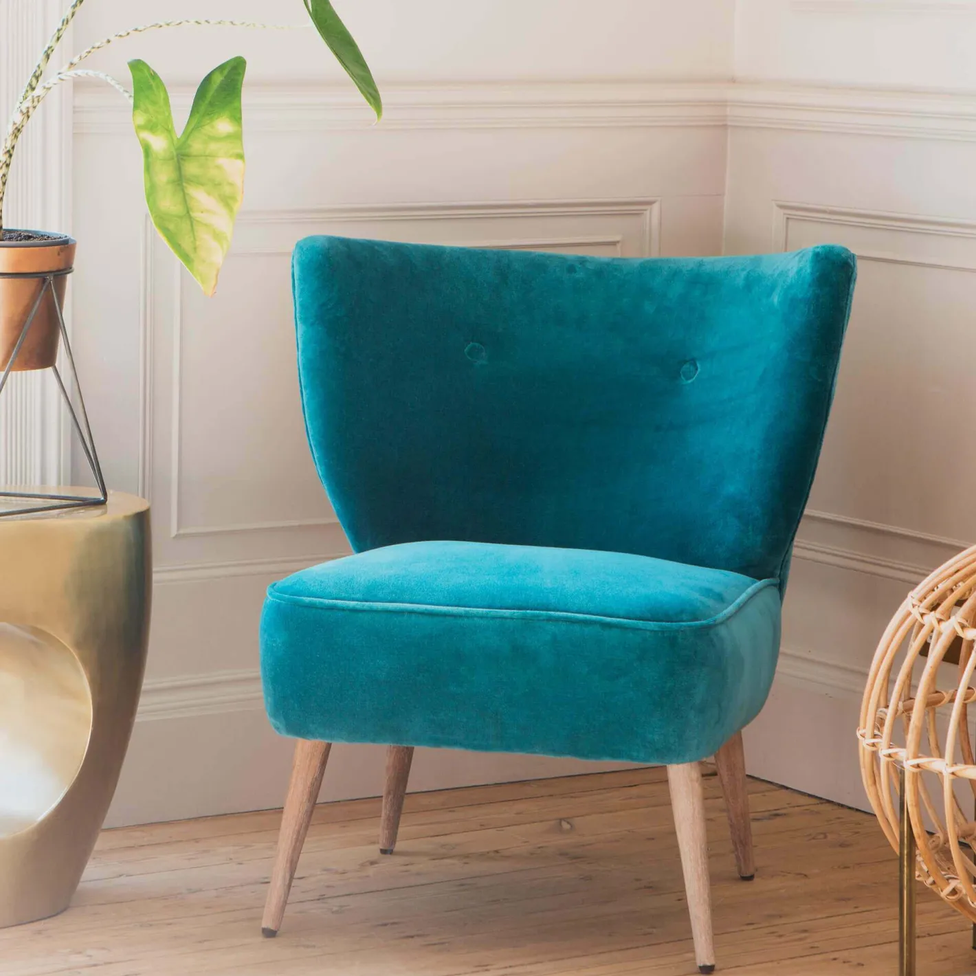 Graham & Green Cocktail Chairs<Alpana Teal Velvet Cocktail Chair
