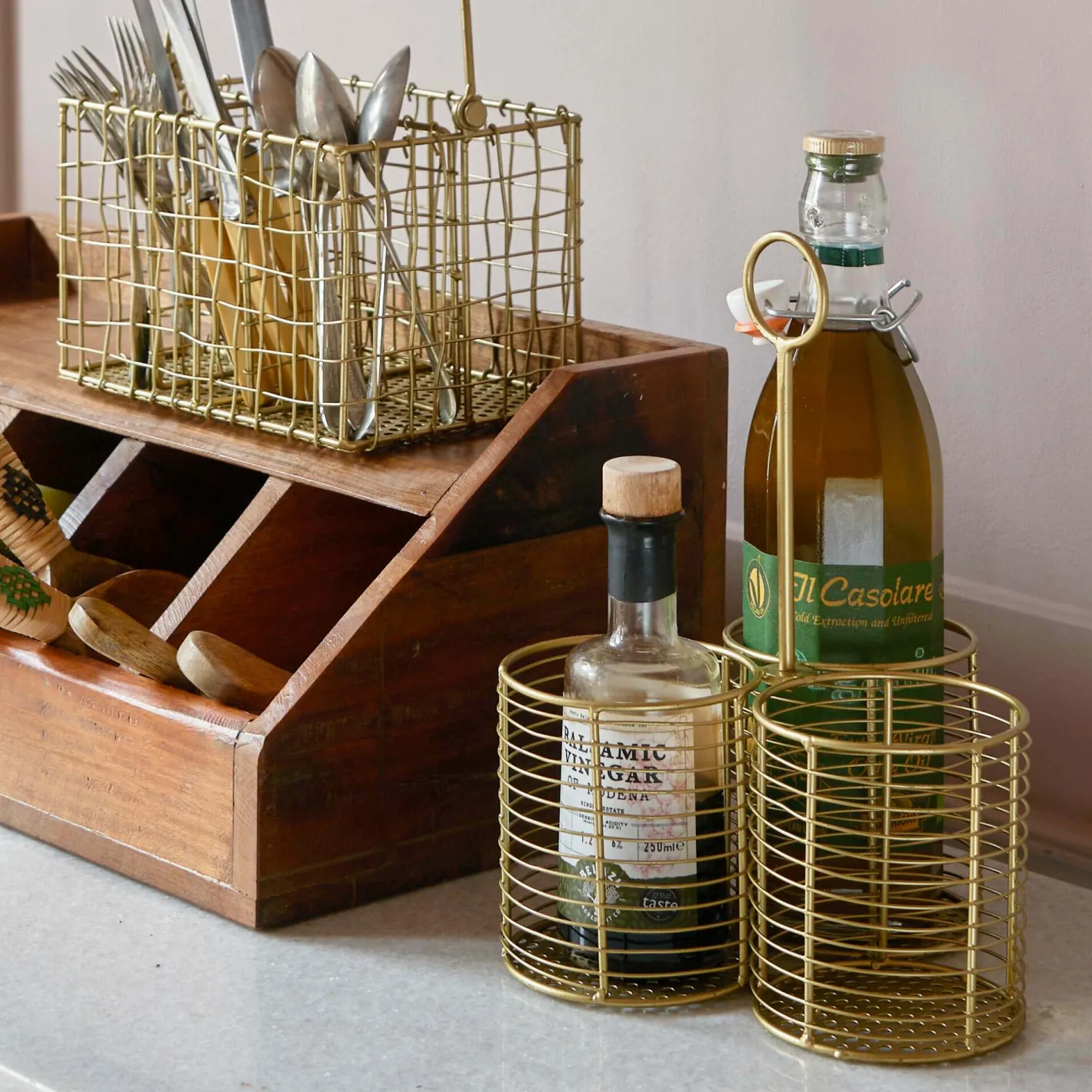 Graham & Green Outdoor Dining|Kitchen Accessories<Antique Brass Bottle Holder