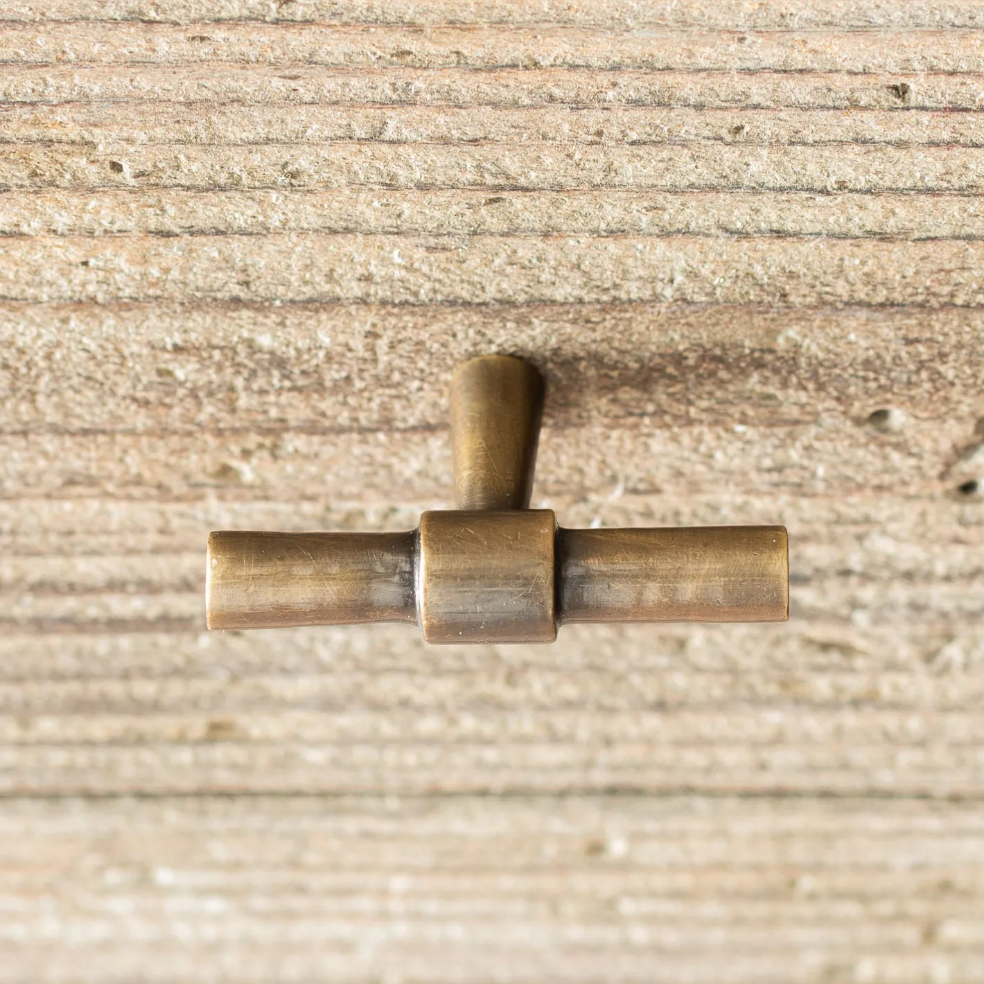 Graham & Green Knobs & Handles<Antique Brass Drawer Knob