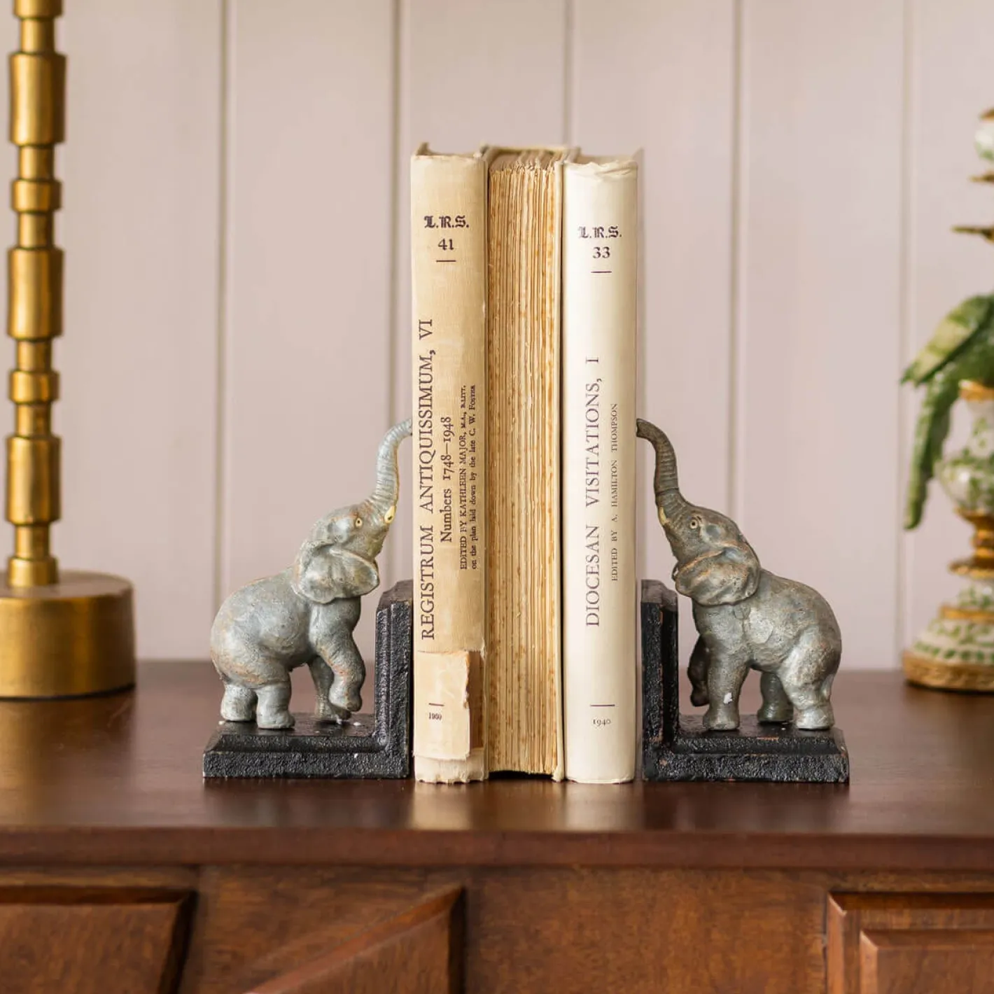 Graham & Green Bookends & Paperweights<Antiqued Cast Iron Elephant Bookends