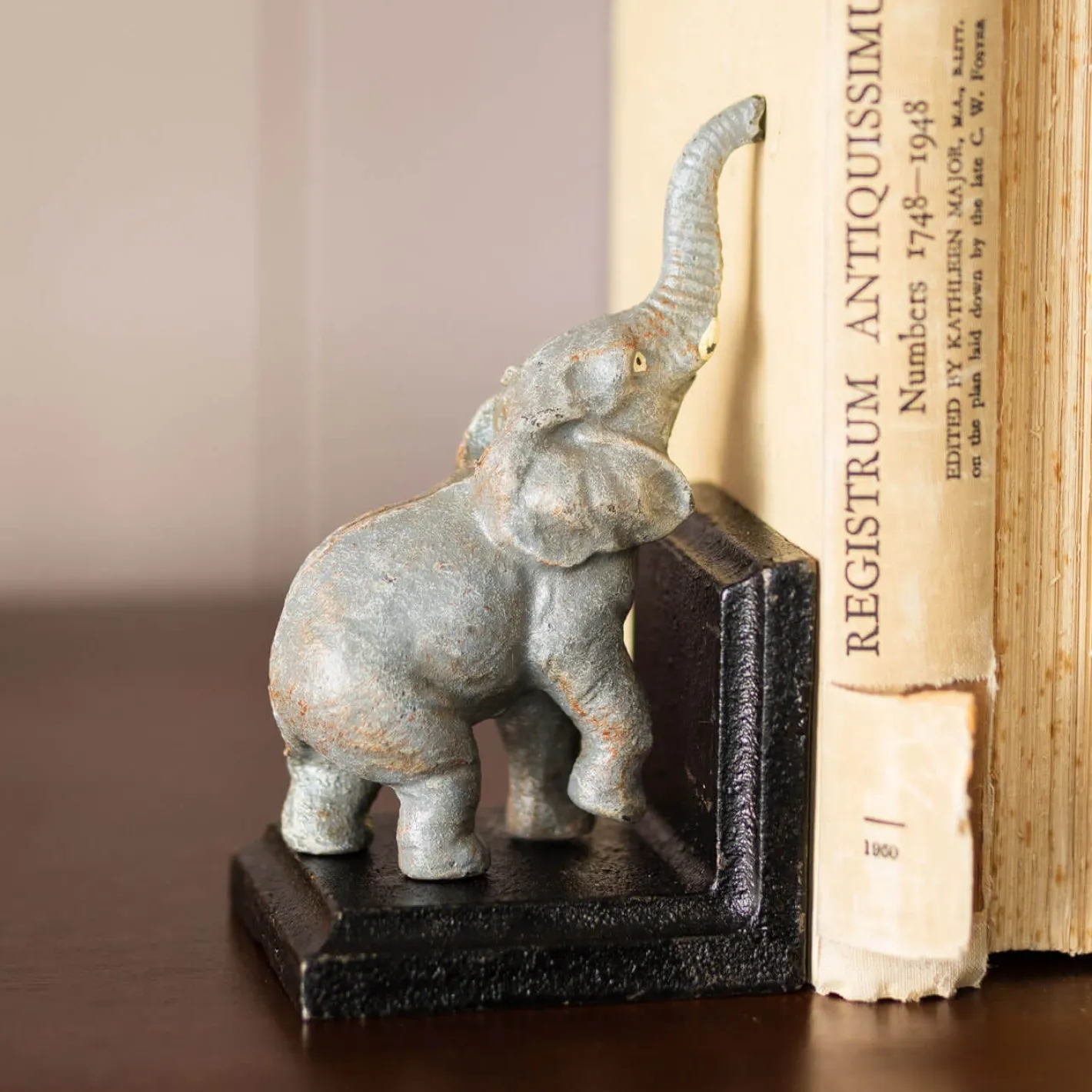 Graham & Green Bookends & Paperweights<Antiqued Cast Iron Elephant Bookends