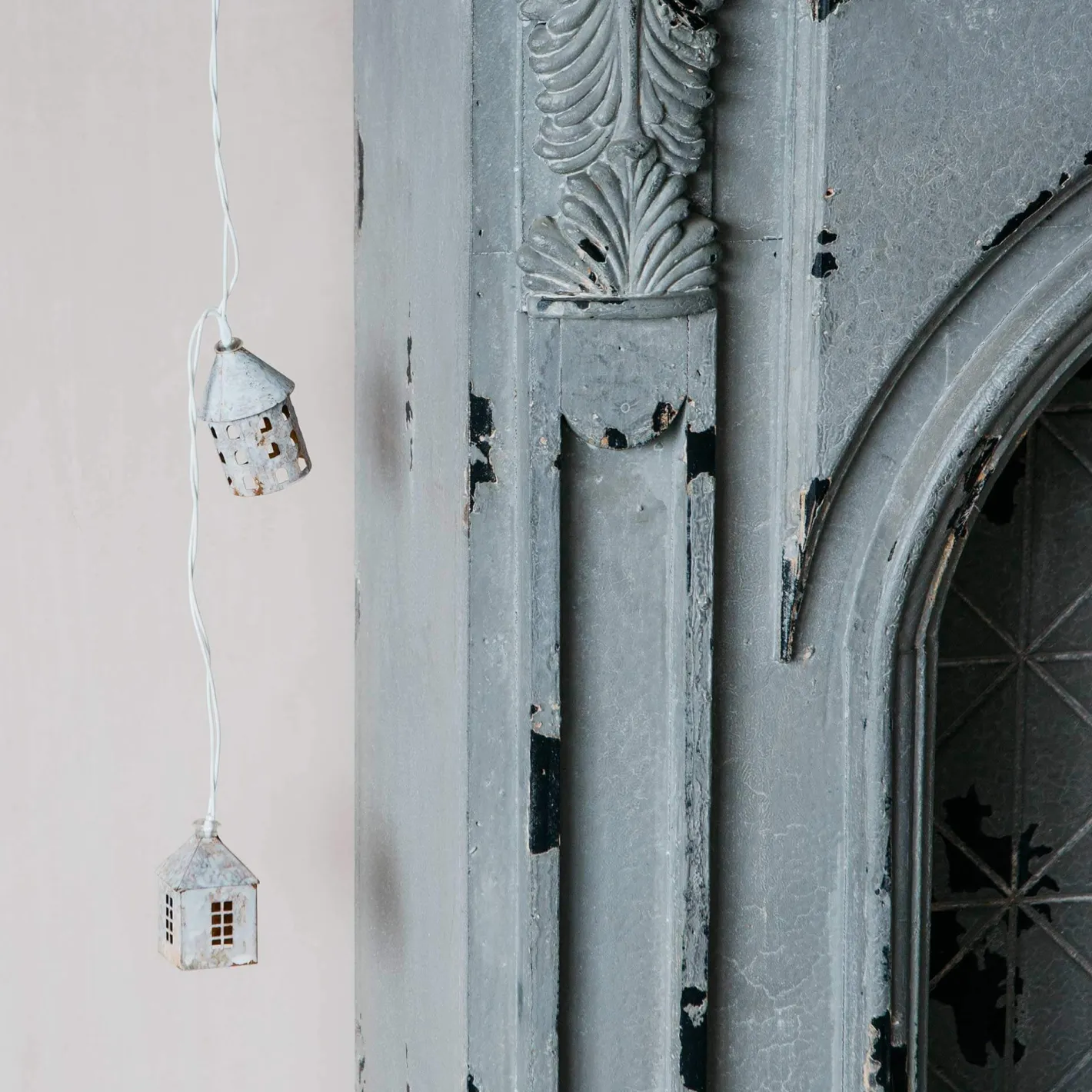 Graham & Green String Lights<Antiqued Winter Village Garland
