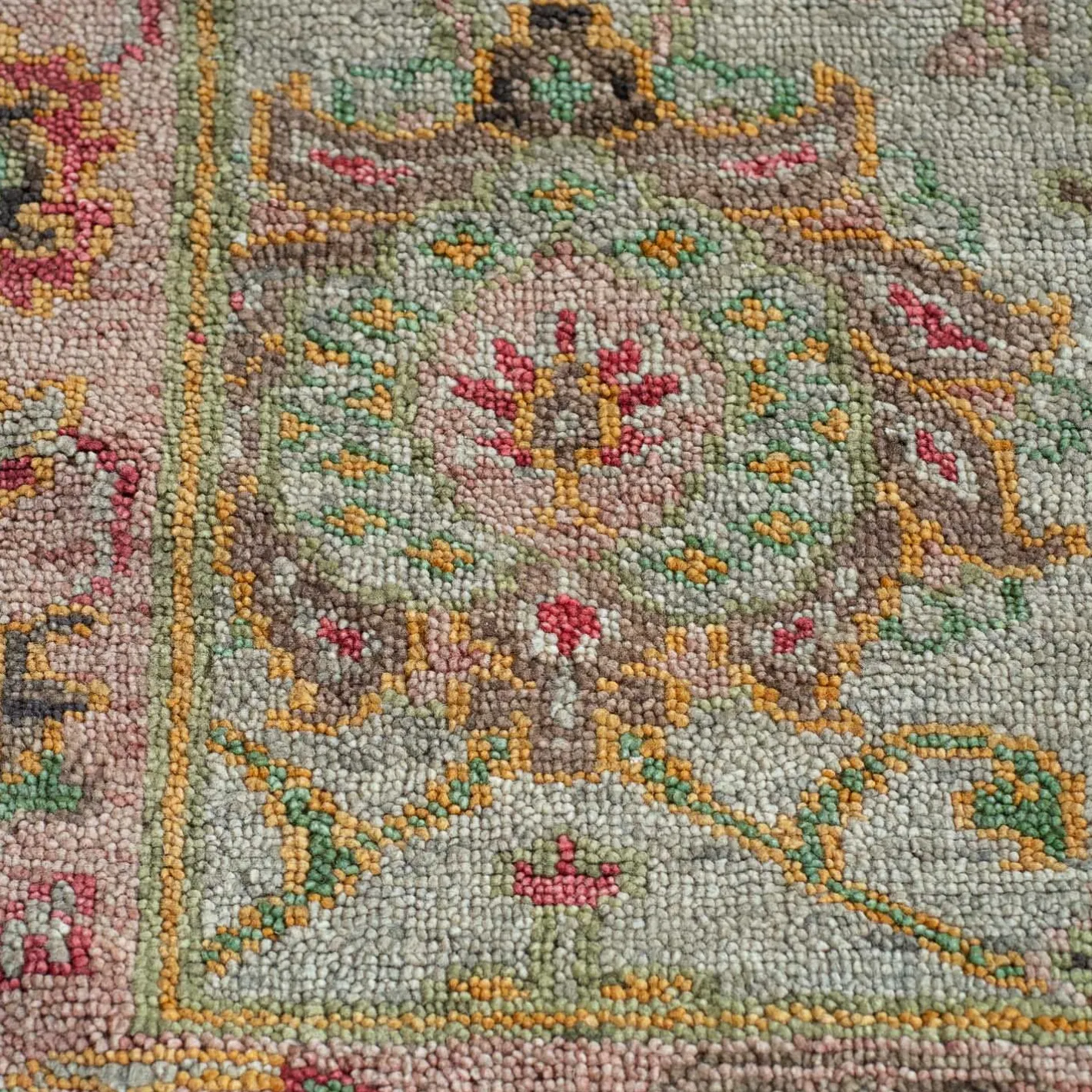 Graham & Green Rugs & Runners<Araminta Knotted Wool Rug 170 x 240cm