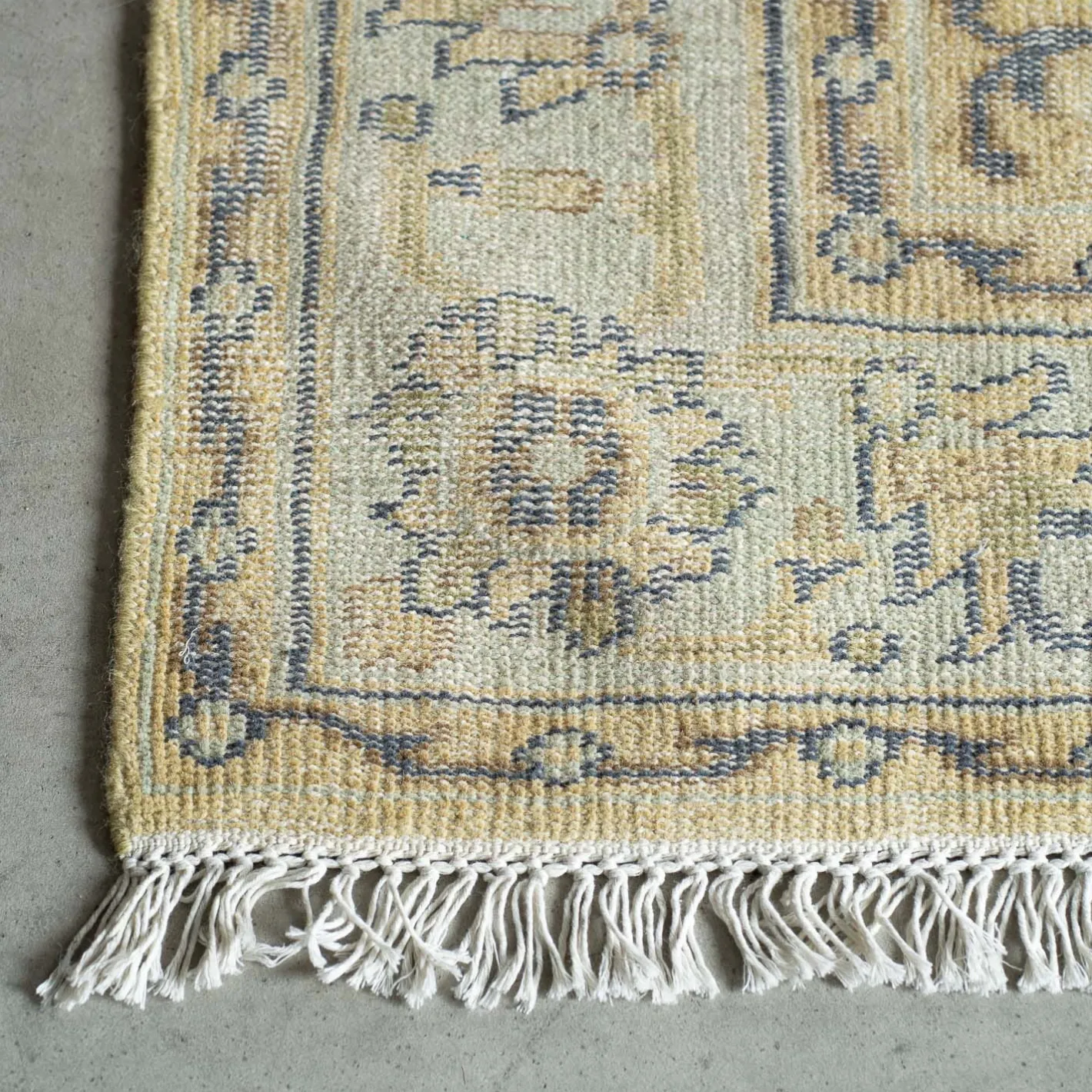 Graham & Green Rugs & Runners<Arden Knotted Wool Rug 180 x 270cm