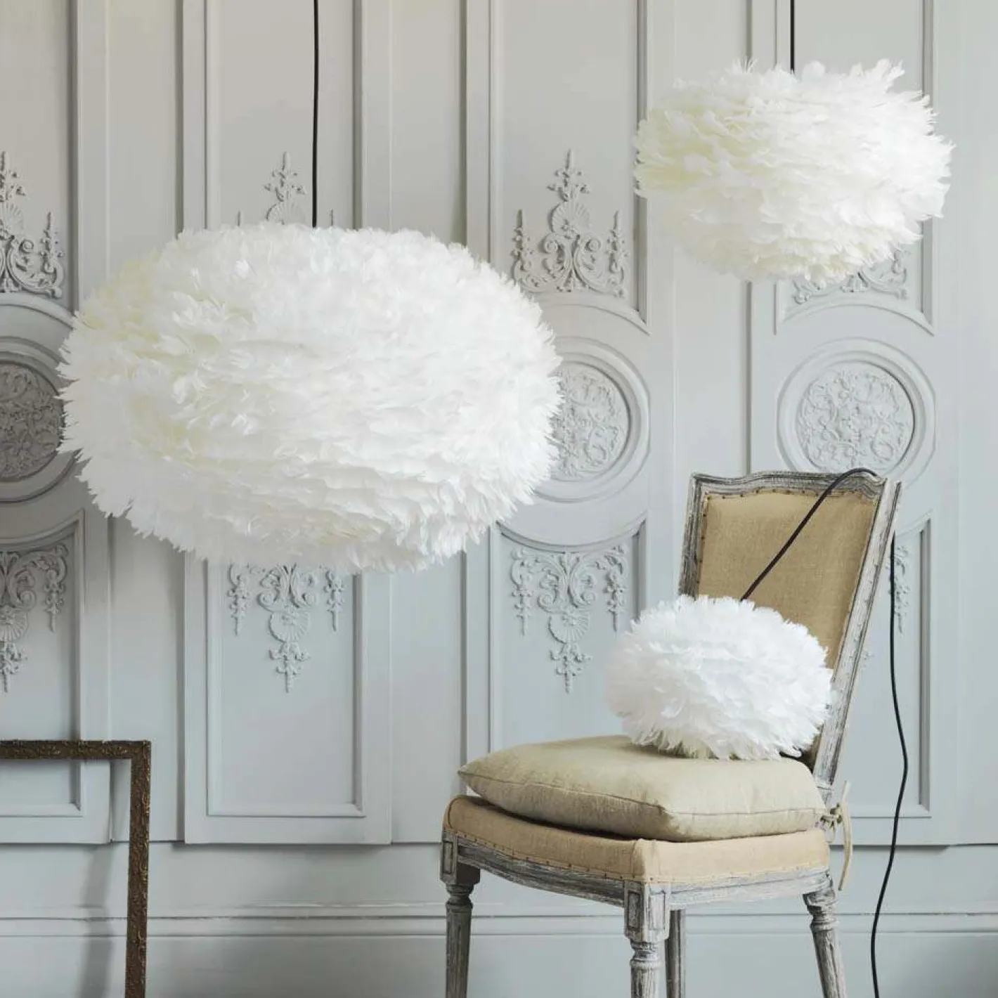 Graham & Green Ceiling Lights & Chandeliers<Aurora White Feather Pendant Shades