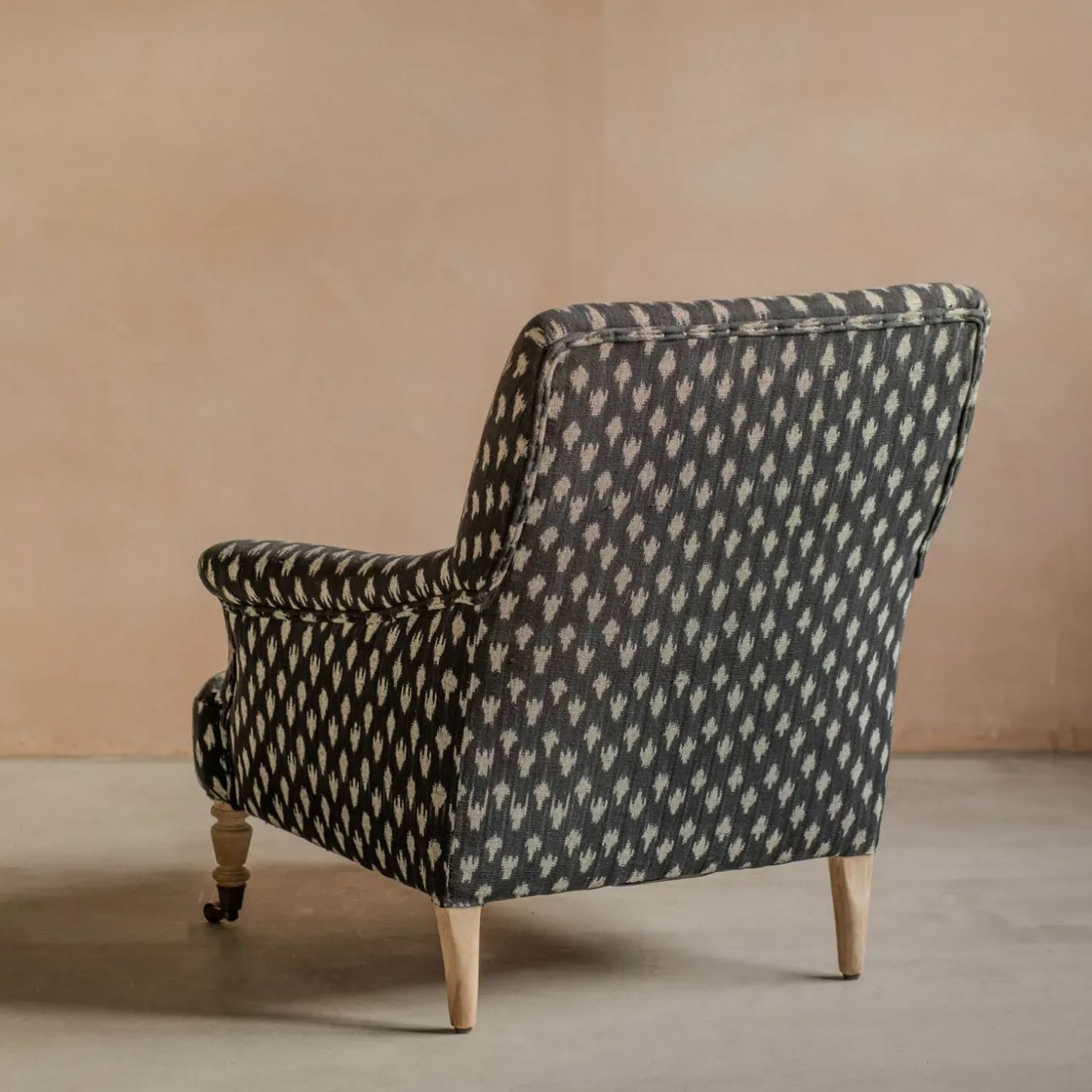Graham & Green Armchairs<Avree Black Ikat Armchair