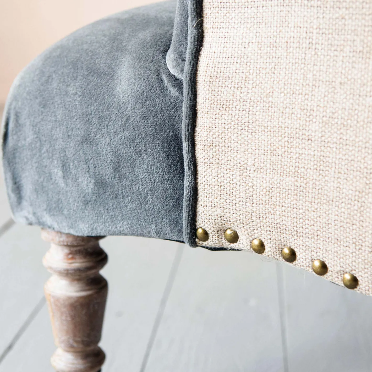Graham & Green Armchairs<Bella Grey Velvet Armchair