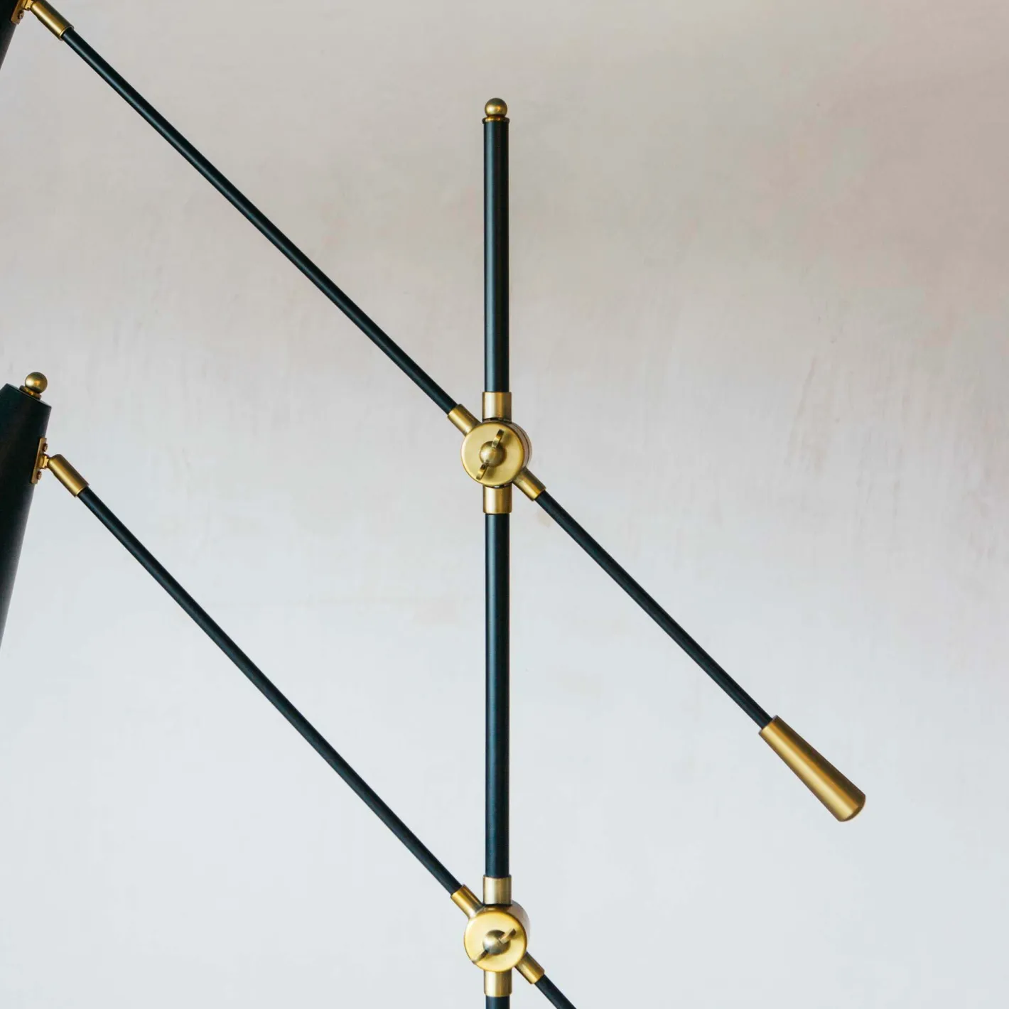 Graham & Green Floor Lamps<Black Adjustable Twin Floor Lamp