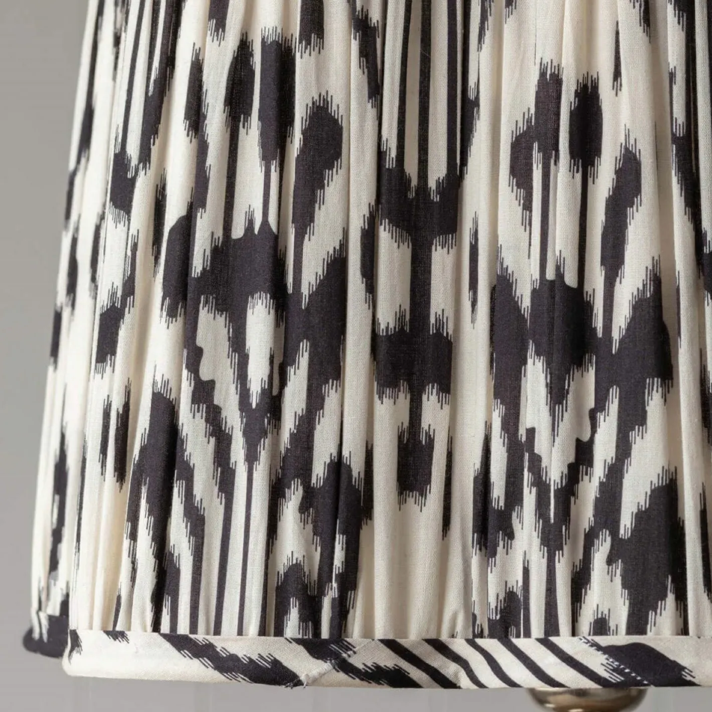 Graham & Green Lamp Shades<Black and White Ikat Flower Empire Lamp Shades