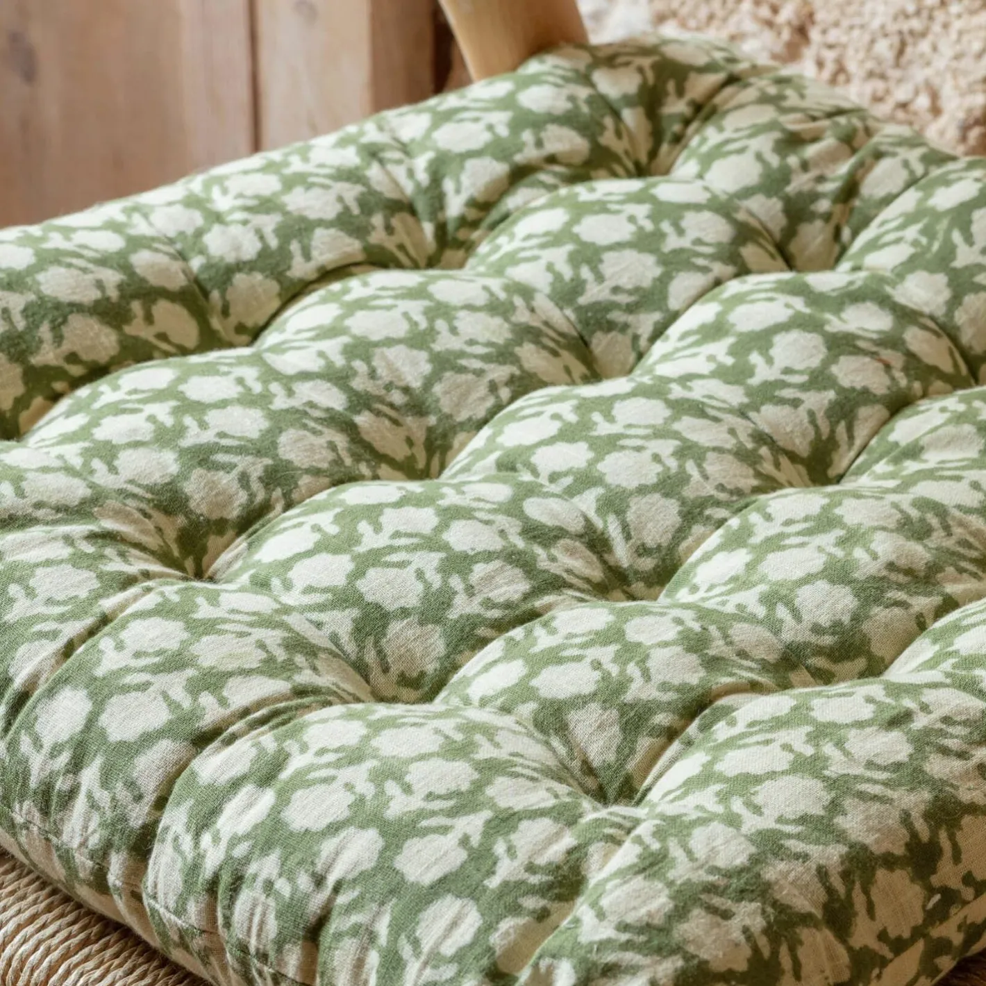 Graham & Green Seat Pads & Bed Rolls|Seat Pads & Bed Rolls<Block Printed Floral Seat Pads