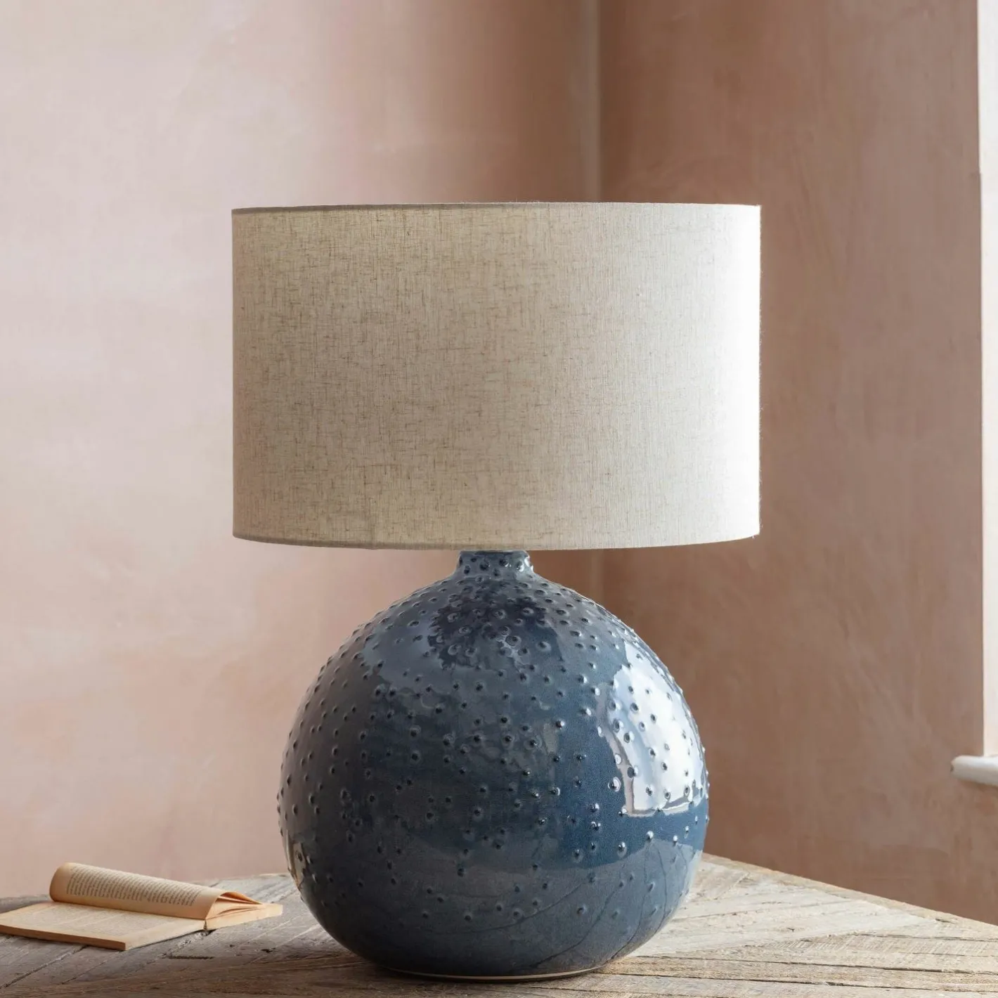 Graham & Green Table Lamps<Blue Dot Ceramic Lamp with Shade