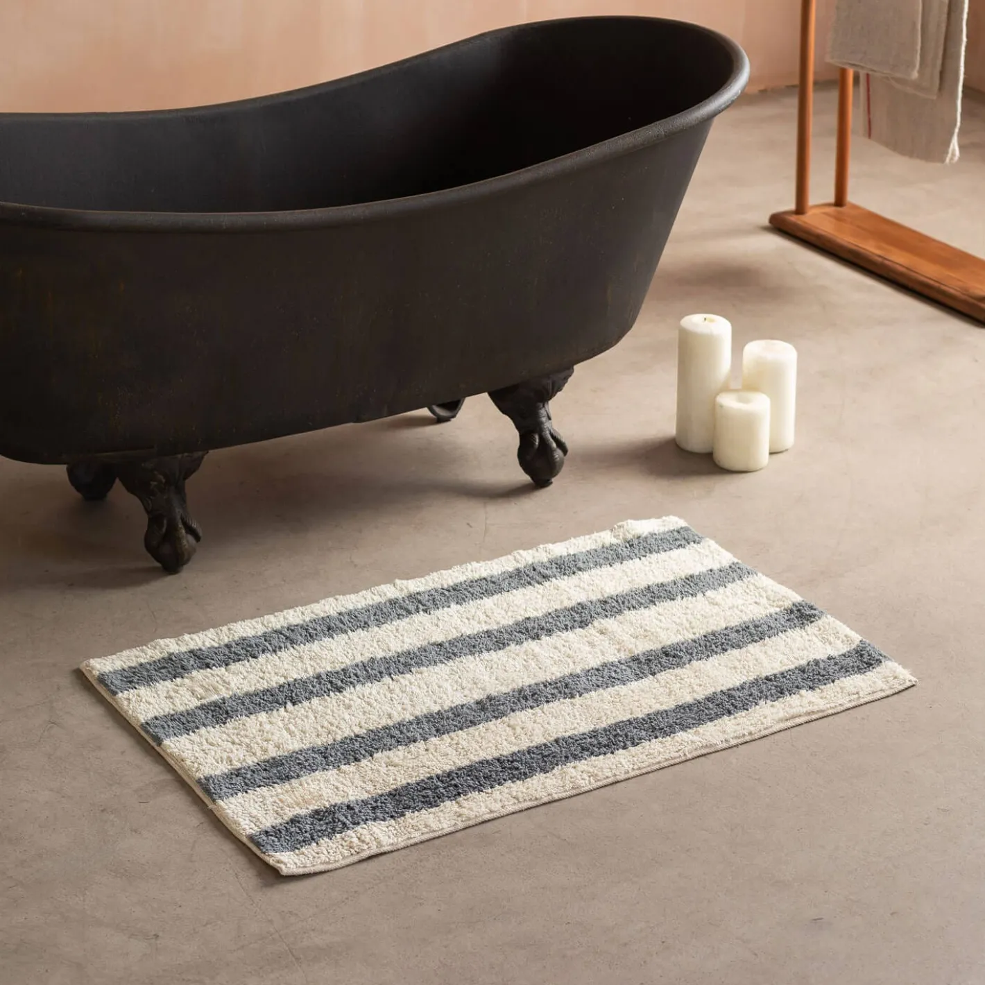 Graham & Green Bath Mats|Bath Mats<Blue Striped Tufted Bath Mat