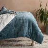 Graham & Green Quilts & Bedding<Blue Velvet Pebble Quilts