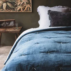 Graham & Green Quilts & Bedding<Blue Velvet Pebble Quilts