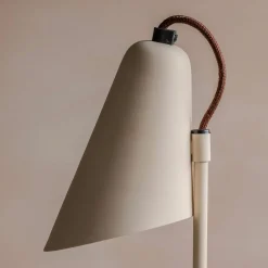 Graham & Green Table Lamps<Bridewell Nude Table Lamp