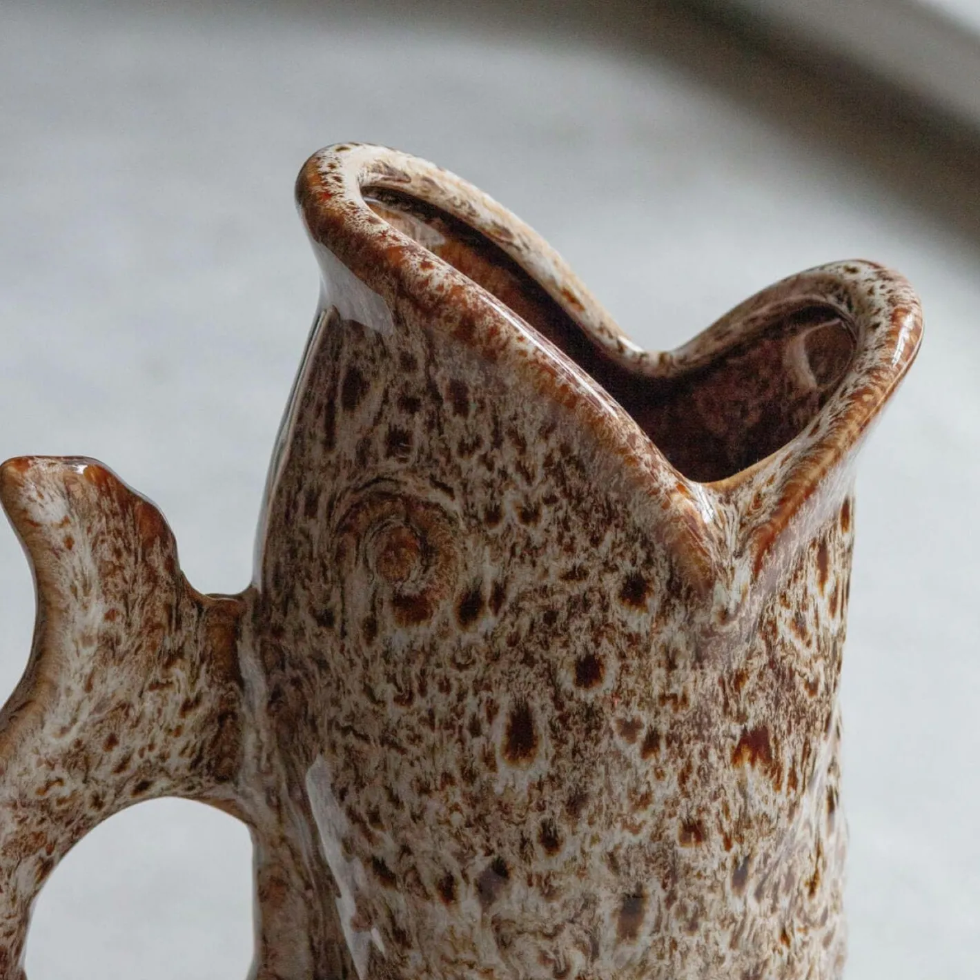 Graham & Green Decorative Accessories|Vases & Plant Pots<Brown Speckle Fish Jug