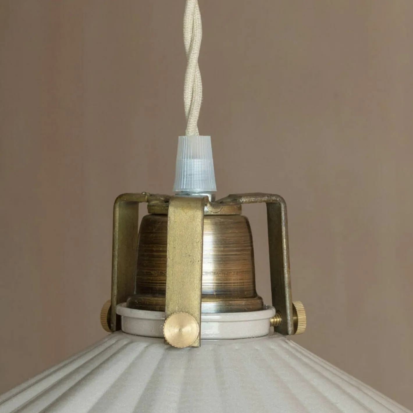 Graham & Green Ceiling Lights & Chandeliers<Cecily Off White Pendant