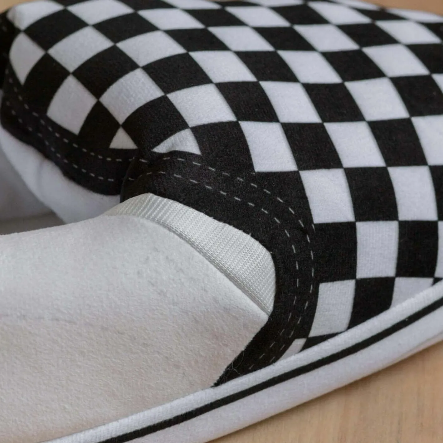 Graham & Green Loungewear<Checker Sneaker Slippers