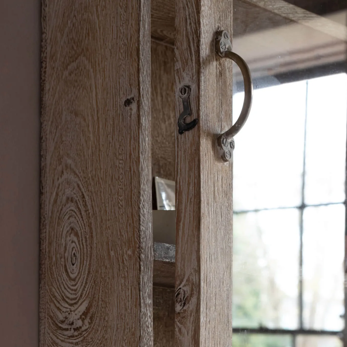 Graham & Green Cabinets & Cupboards|Shelves & Bookcases<Clara Natural Showcase Cabinet