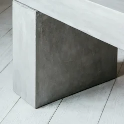 Graham & Green Sun Loungers & Hammocks|Sun Loungers & Hammocks<Concrete Bench Planter
