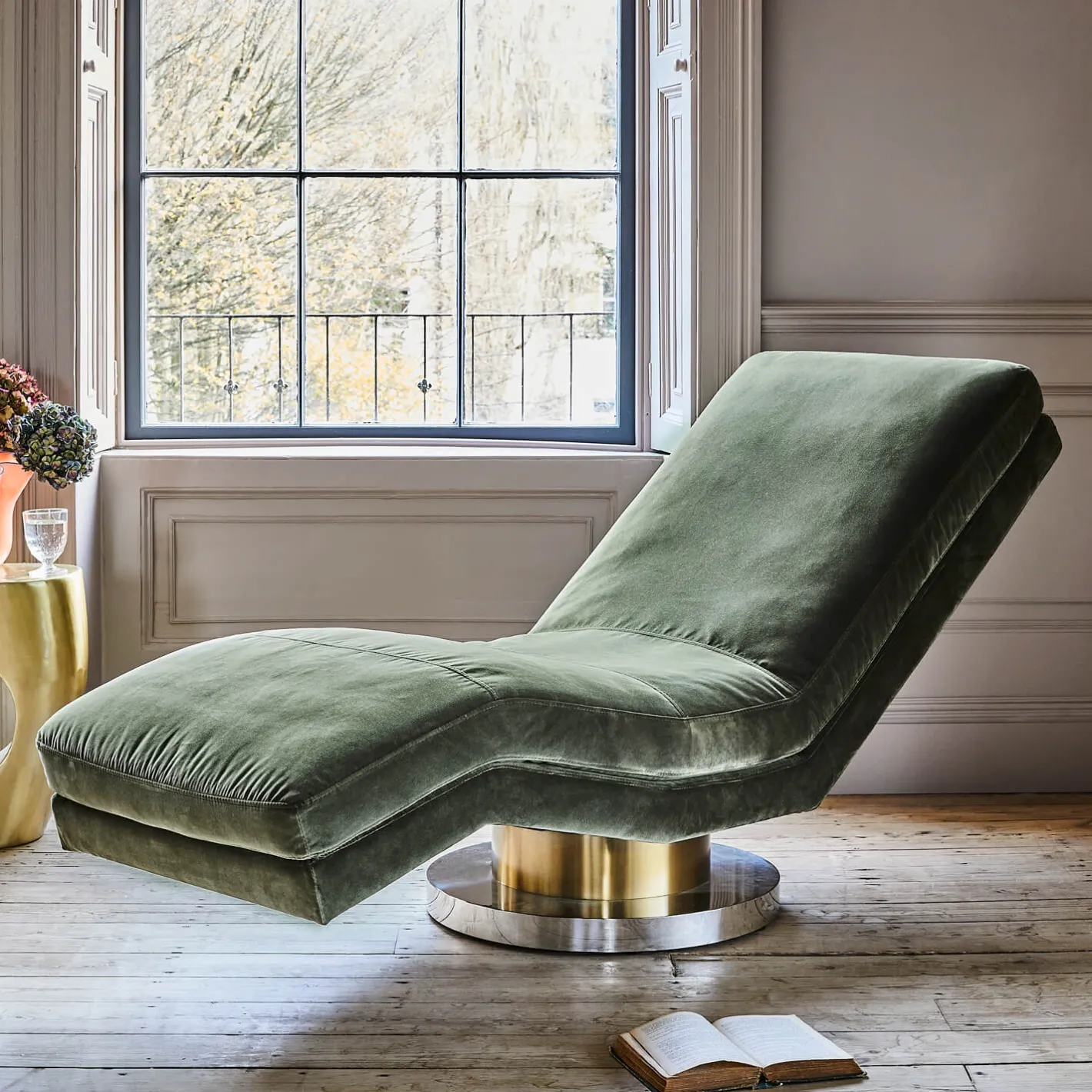 Graham & Green Cocktail Chairs<Corinne Green Velvet Chaise