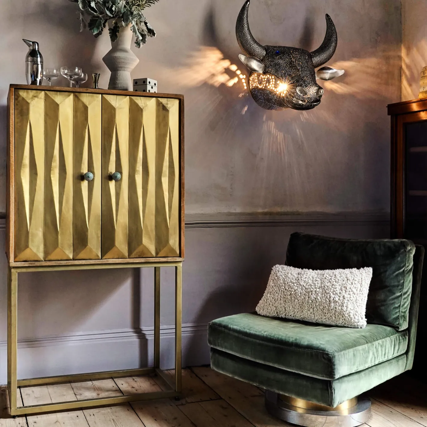 Graham & Green Cocktail Chairs<Corinne Green Velvet Swivel Chair