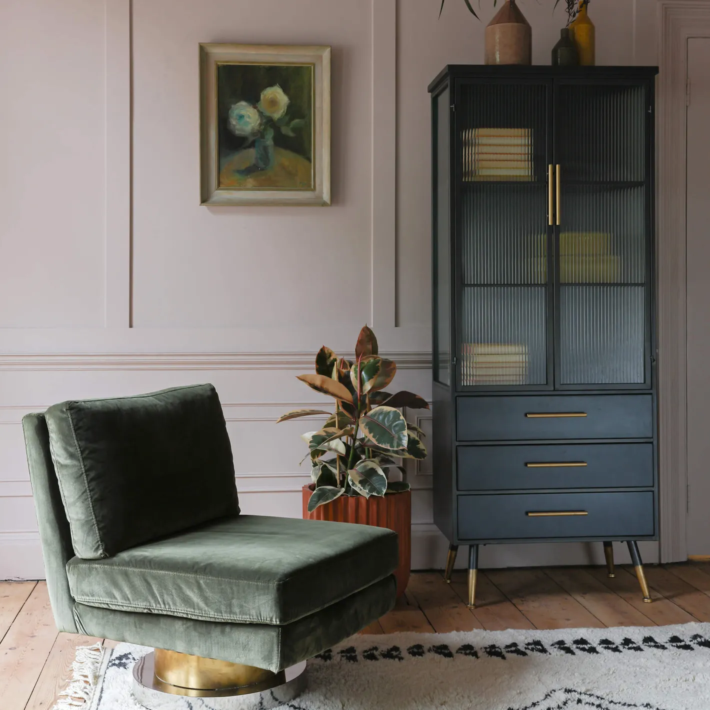 Graham & Green Cocktail Chairs<Corinne Green Velvet Swivel Chair