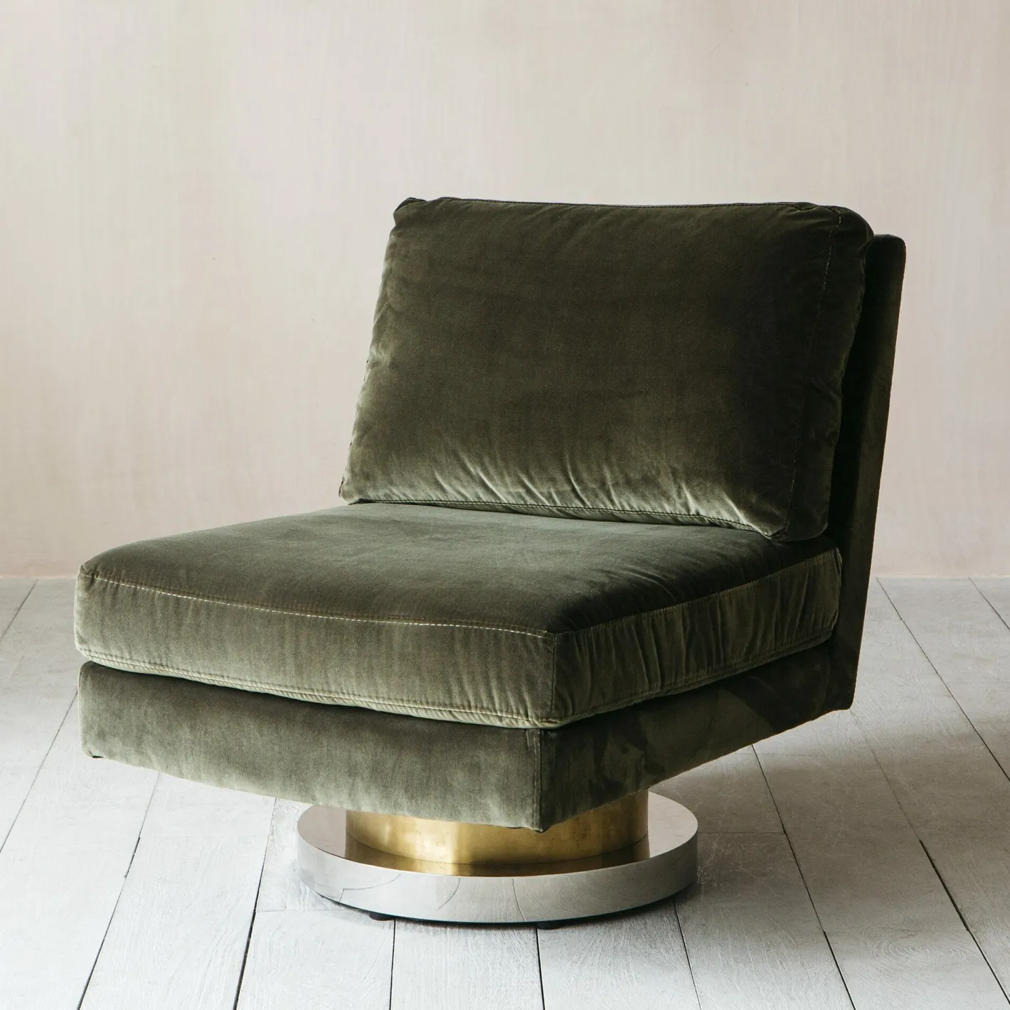 Graham & Green Cocktail Chairs<Corinne Green Velvet Swivel Chair