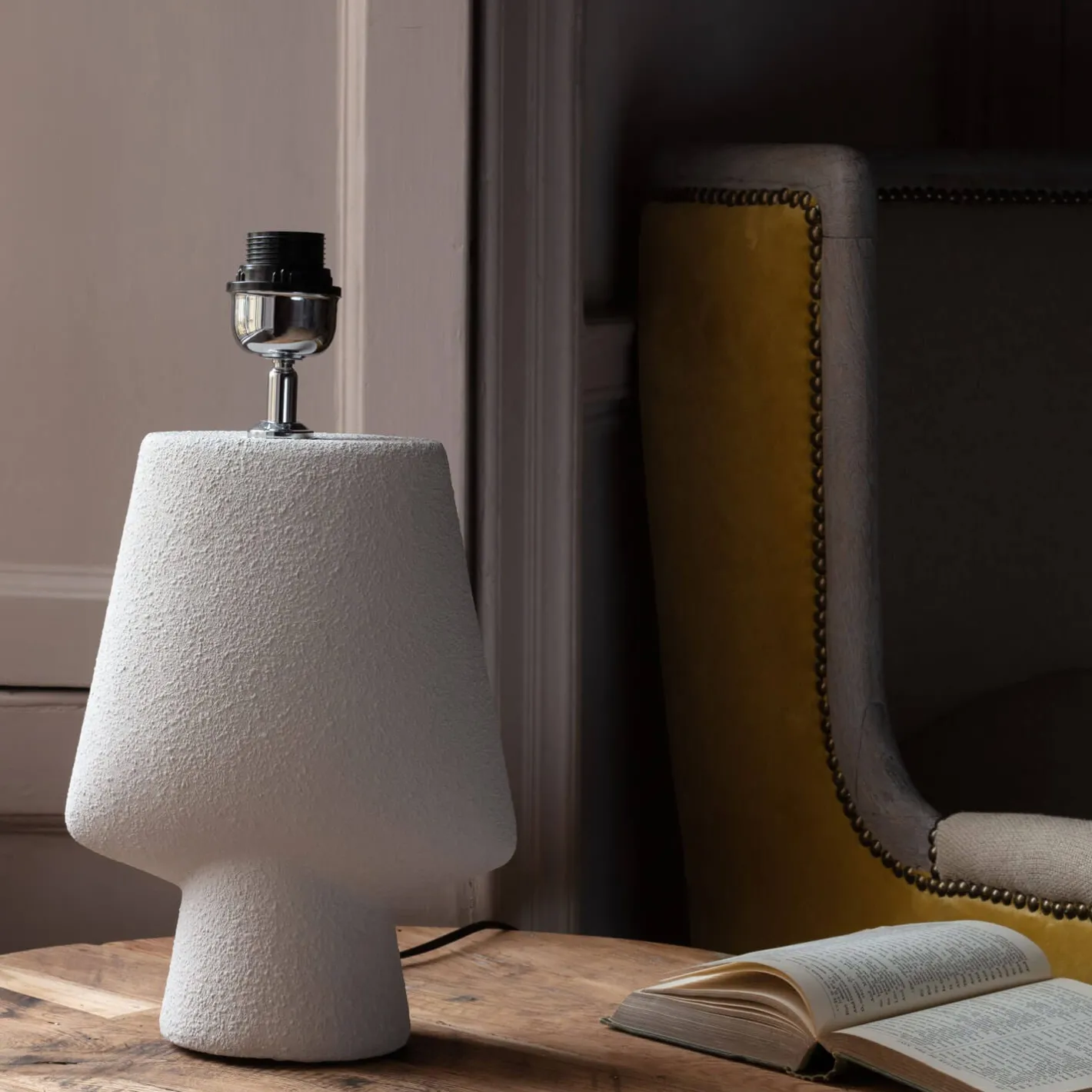 Graham & Green Table Lamps<Dawson White Ceramic Lamp