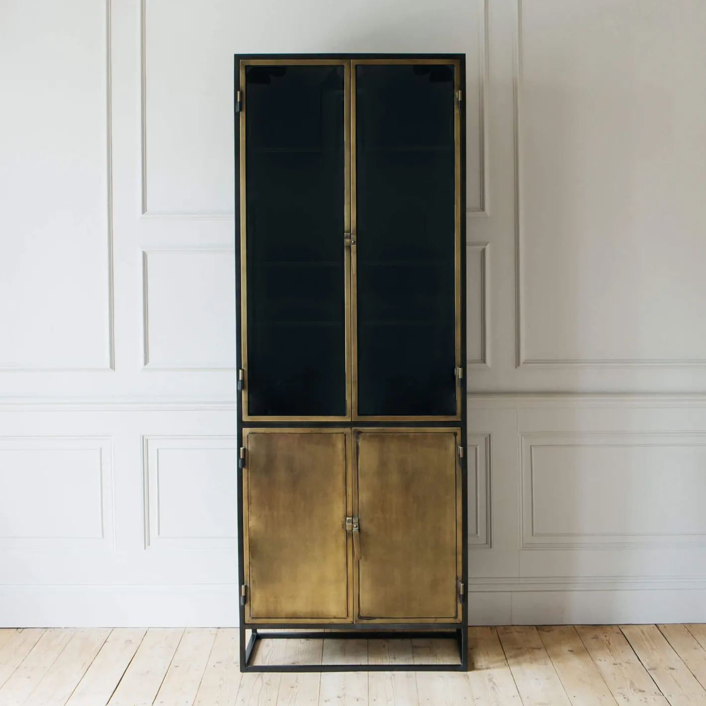 Graham & Green Cabinets & Cupboards<Dexter Double Glass Display Cabinet