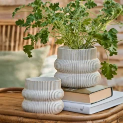 Graham & Green Vases & Plant Pots<Distressed White Fluted Plant Pots