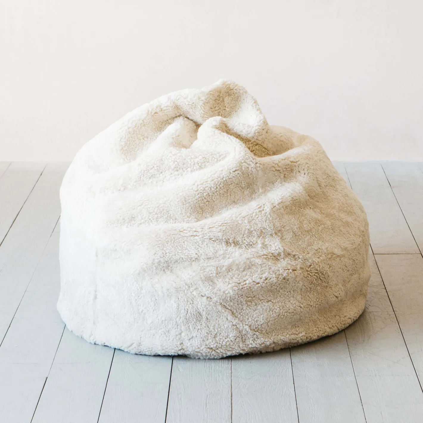 Graham & Green Pouffes & Beanbags|Pouffes & Bean Bags<Eggshell Curly Sheepskin Beanbag