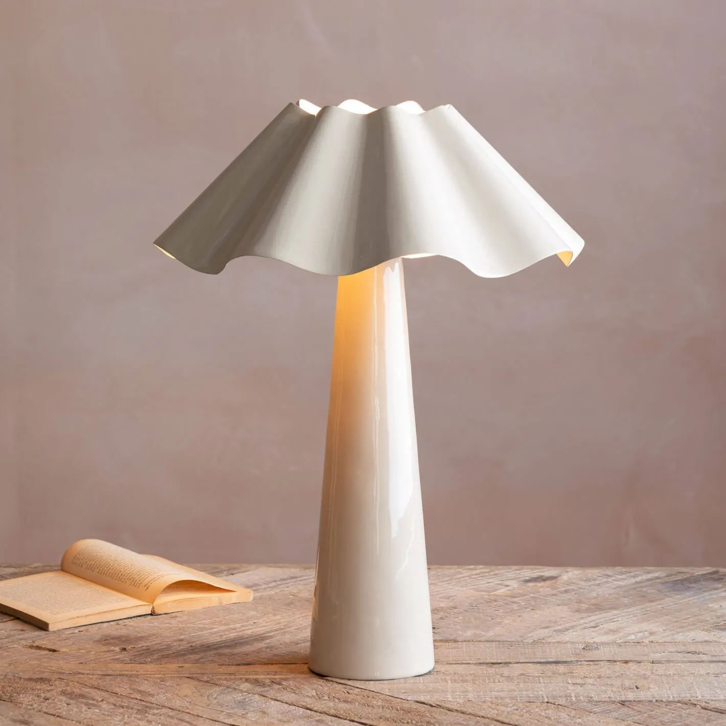 Graham & Green Table Lamps<Eldon Ivory Enamel Table Lamp Large