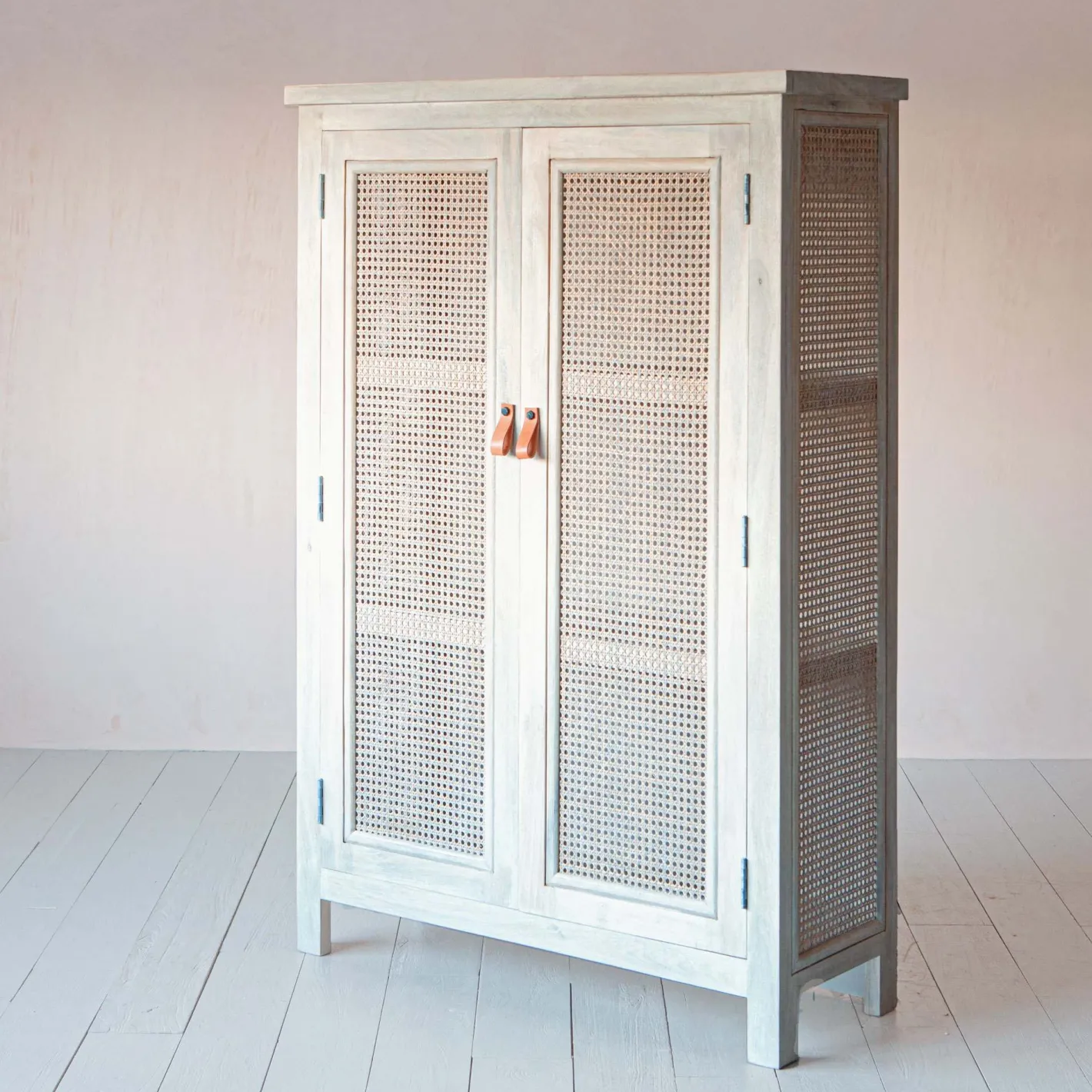 Graham & Green Cabinets & Cupboards<Esben Cupboard
