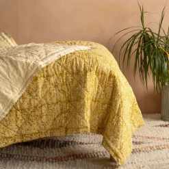 Graham & Green Quilts & Bedding<Esme Floral Block Printed Bed Quilt