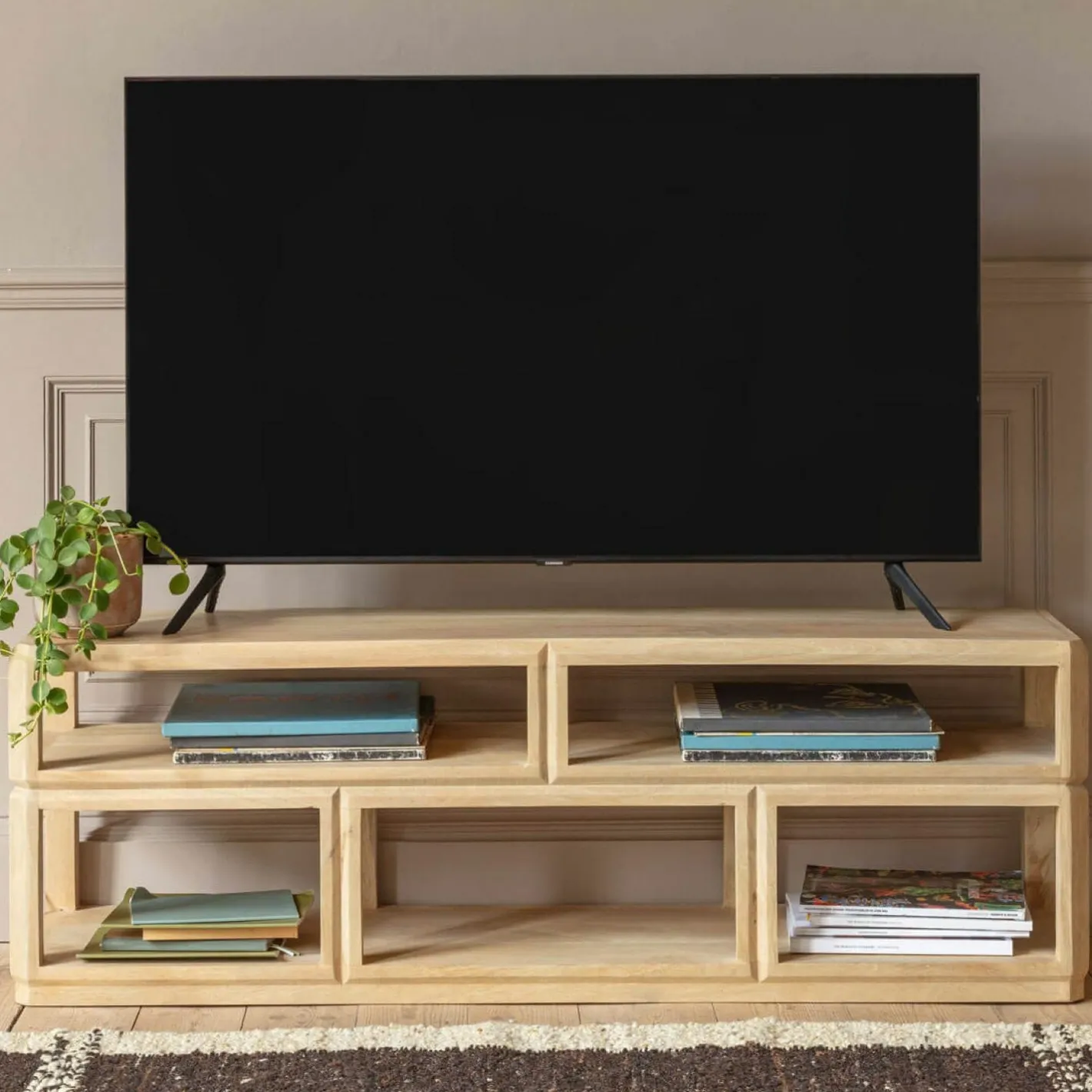 Graham & Green Sideboards & Tv Stands<Evander TV Stand