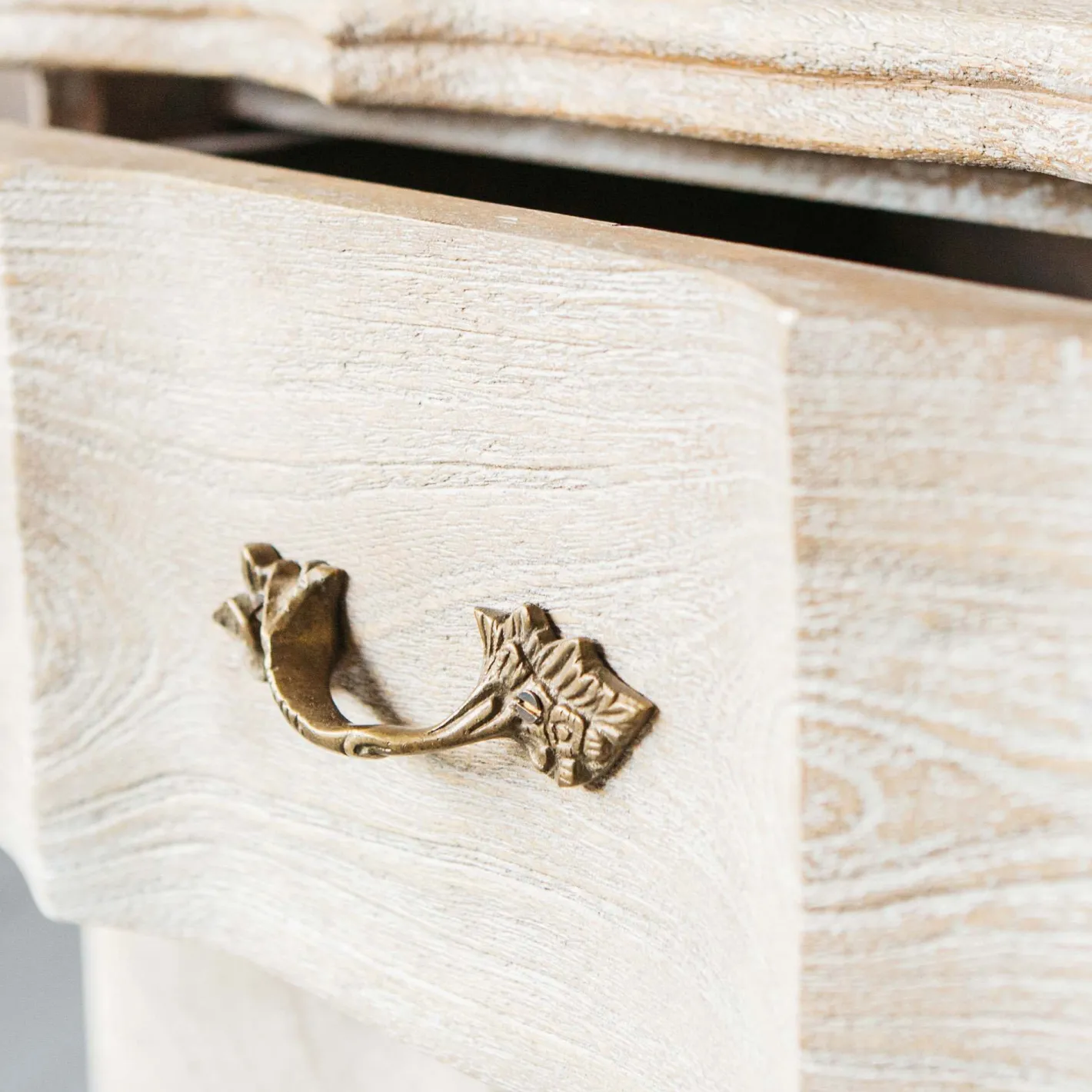 Graham & Green Bedside Tables<Evelyn Bedside Table