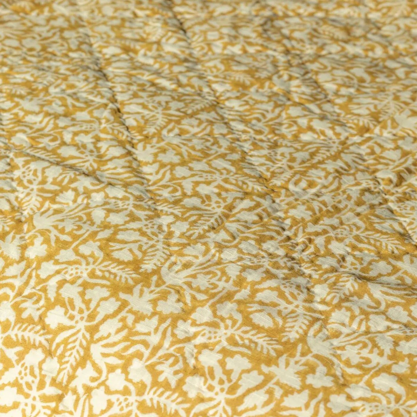 Graham & Green Quilts & Bedding<Floral Block Printed Quilts