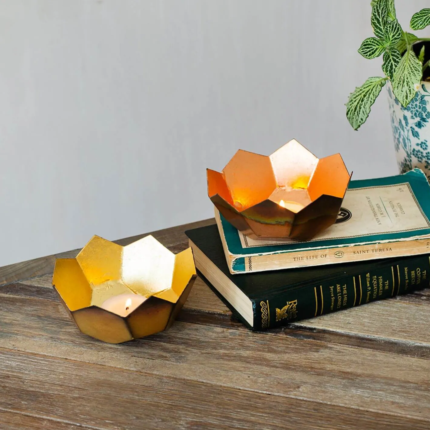 Graham & Green Candle Holders & Candles<Gold and Copper Lotus Tea Light Holder