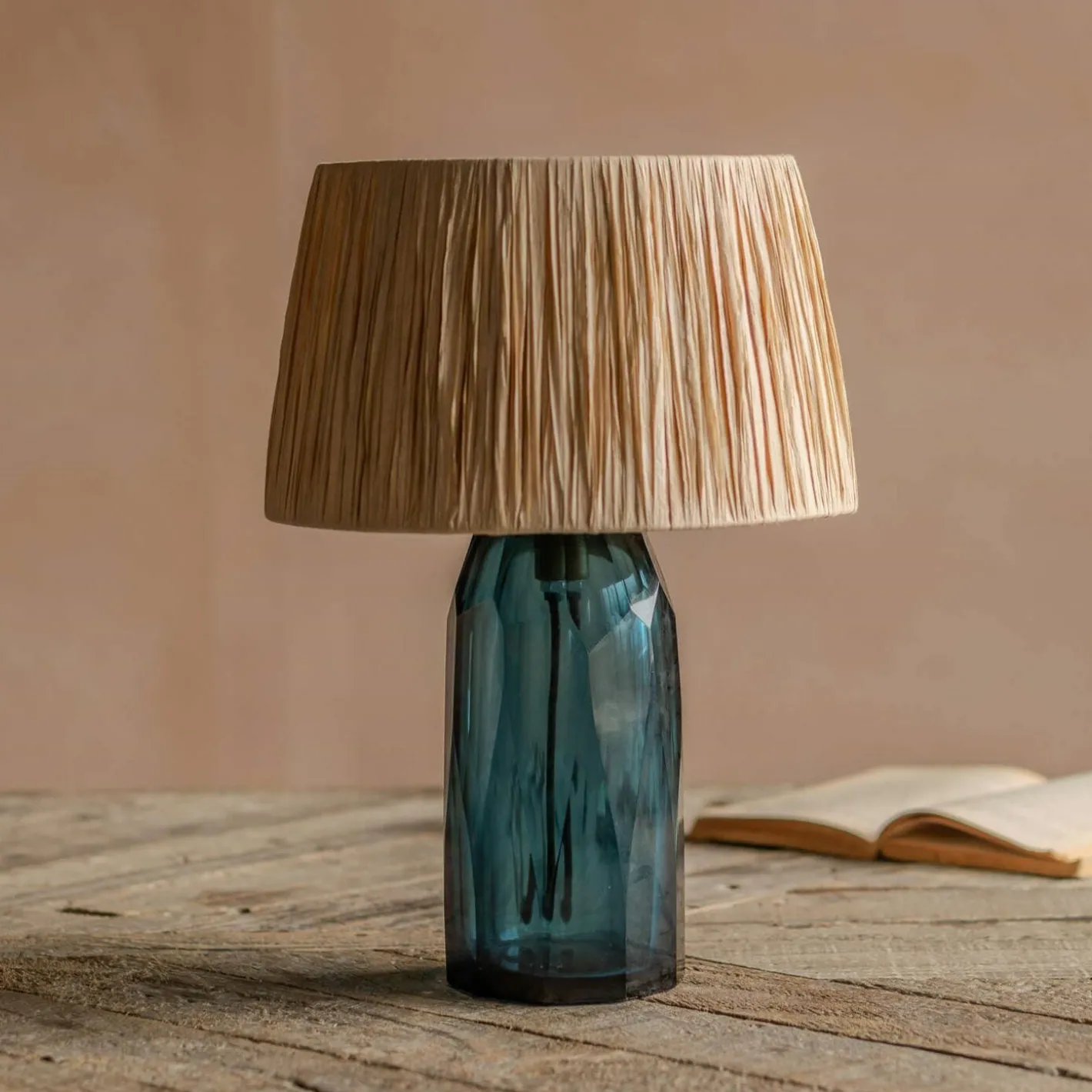 Graham & Green Table Lamps<Granville Lagoon Glass Table Lamp
