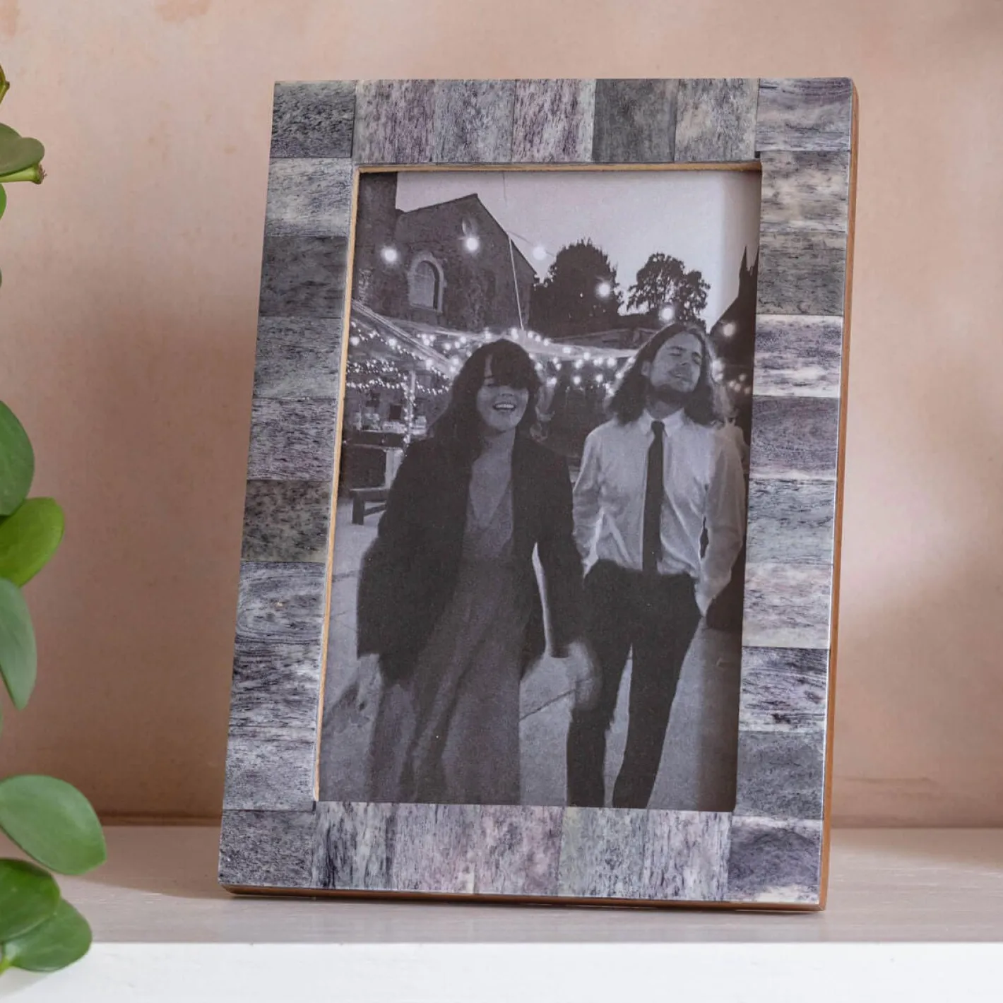 Graham & Green Photo Frames<Grey Bone Photo Frame