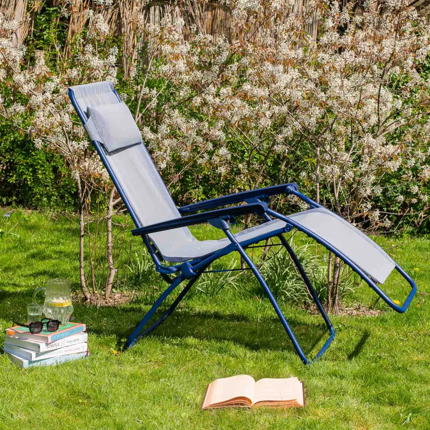 Graham & Green Garden Chairs & Sofas|Garden Chairs & Sofas<Indigo Blue Reclining Garden Chair