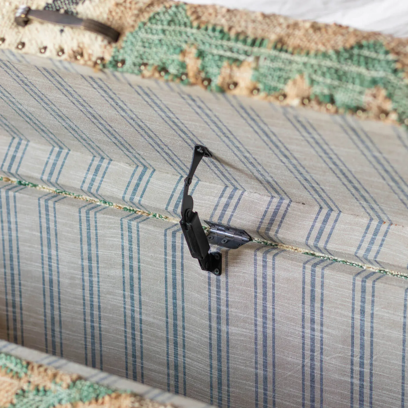 Graham & Green Benches & Ottomans|Ottomans & Benches<June Jute Floral Blanket Box
