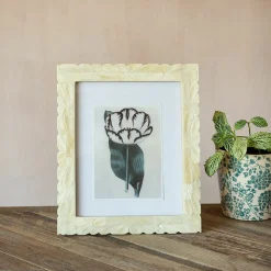 Graham & Green Photo Frames<Large Floral Carved Photo Frame