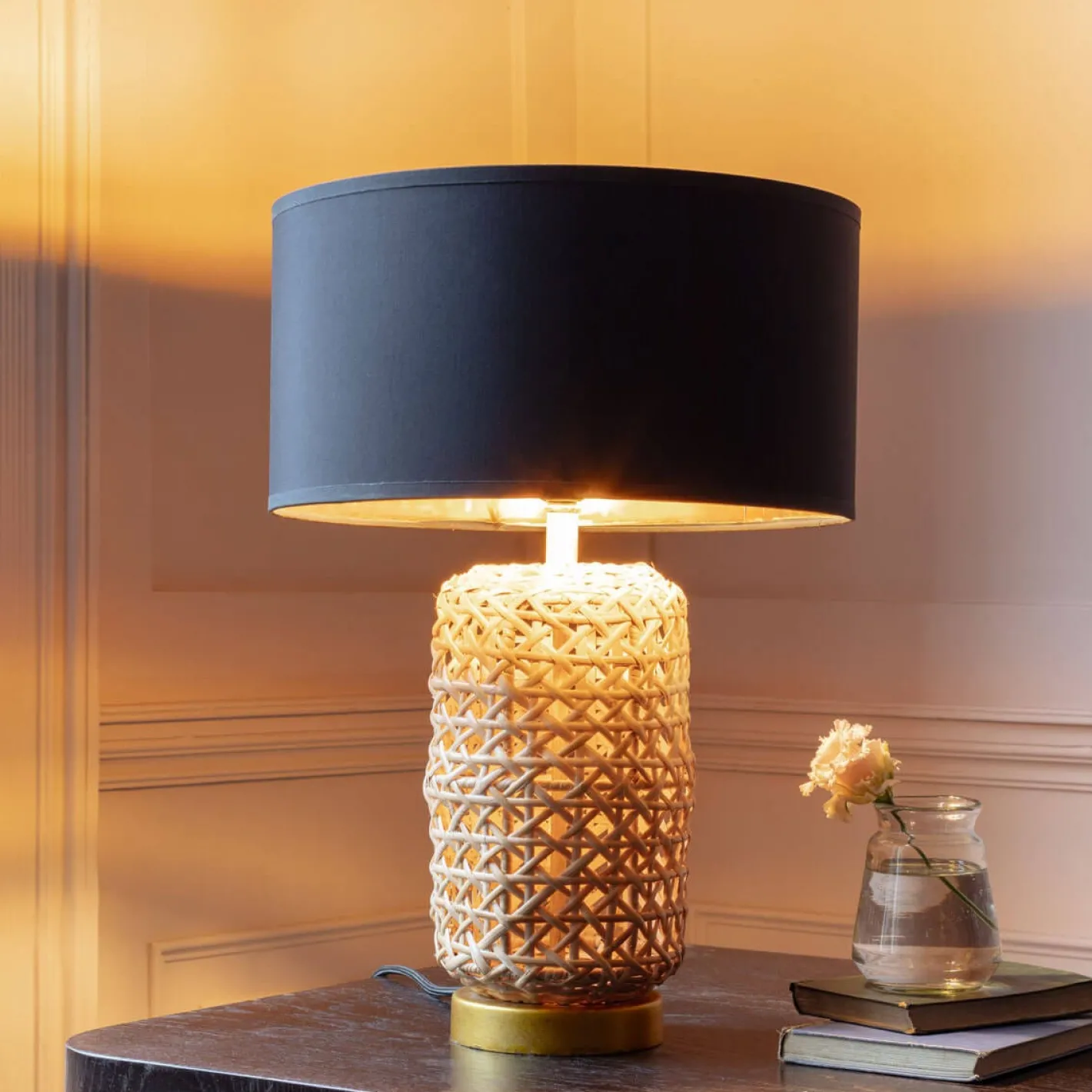 Graham & Green Table Lamps<Lari Table Lamp
