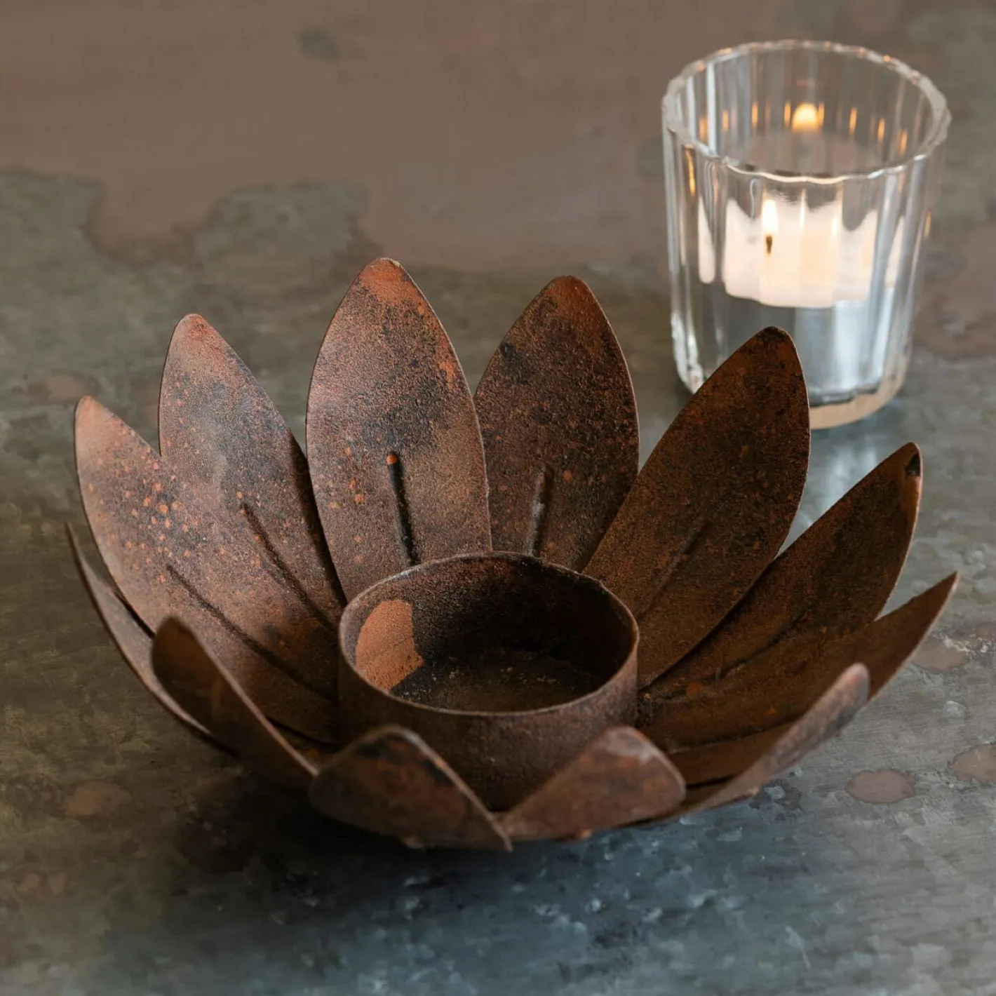 Graham & Green Candle Holders & Candles<Lotus Rust Tealight Holder