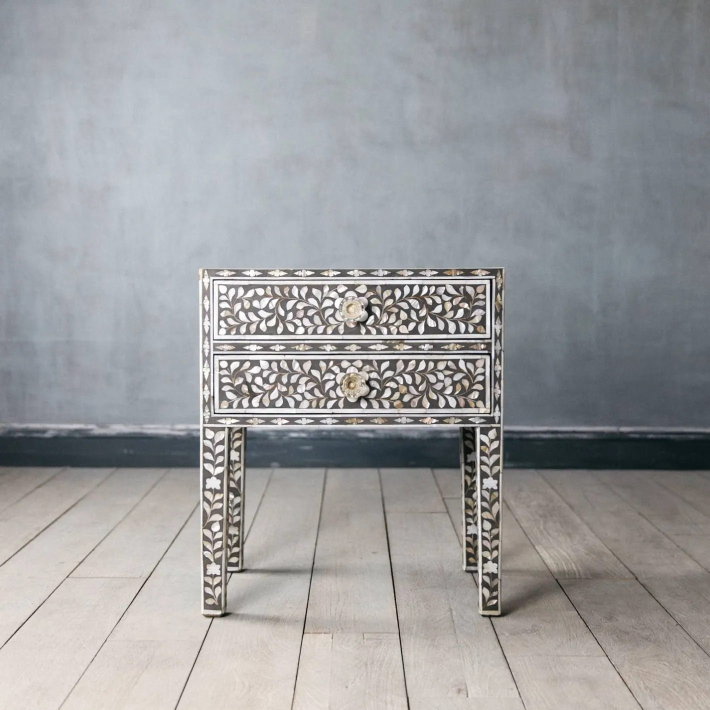 Graham & Green Bedside Tables<Maxi Grey Mother of Pearl Bedside Table
