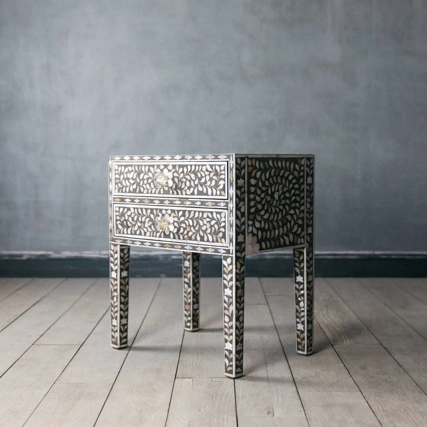 Graham & Green Bedside Tables<Maxi Grey Mother of Pearl Bedside Table