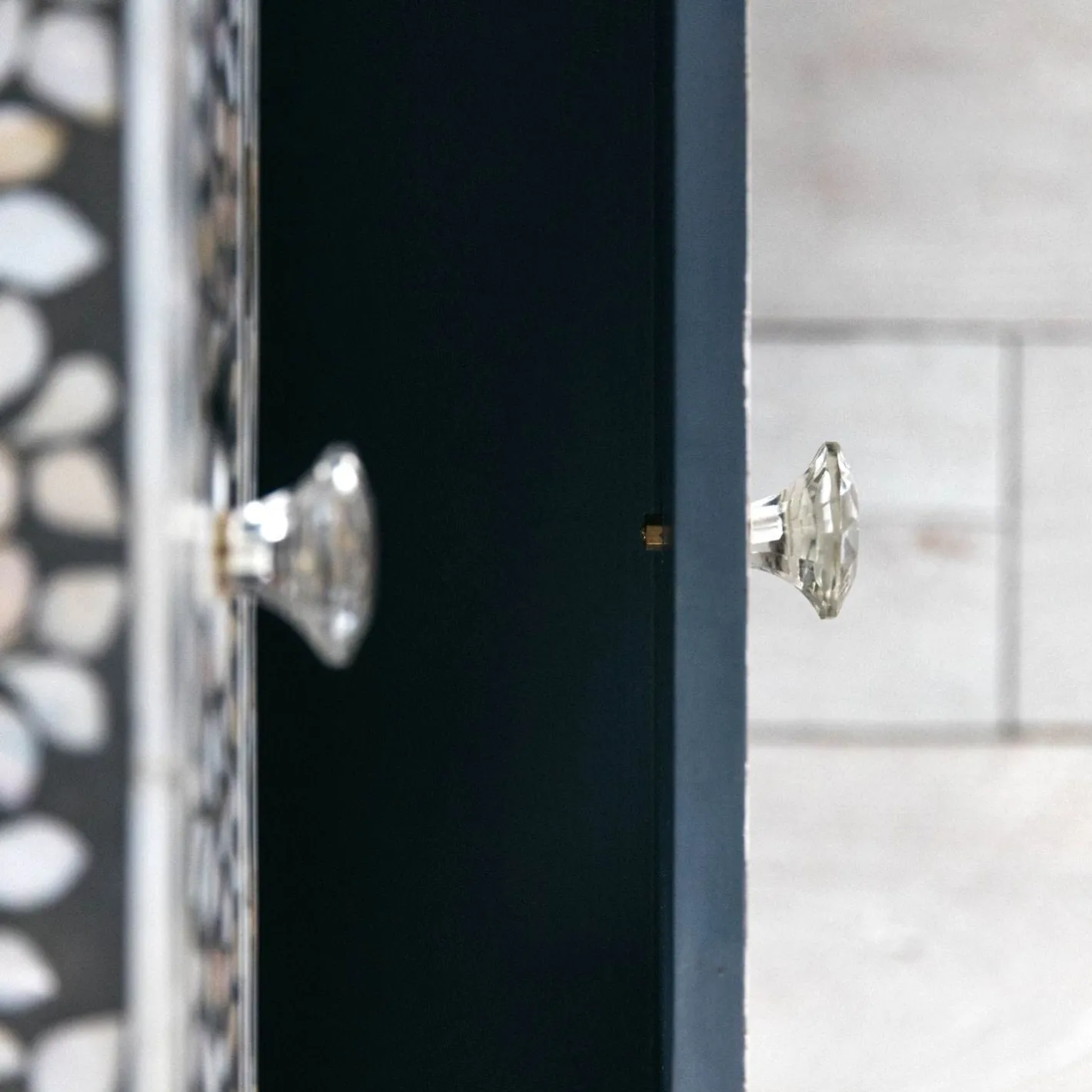 Graham & Green Bedside Tables<Maxi Grey Mother of Pearl Bedside Table