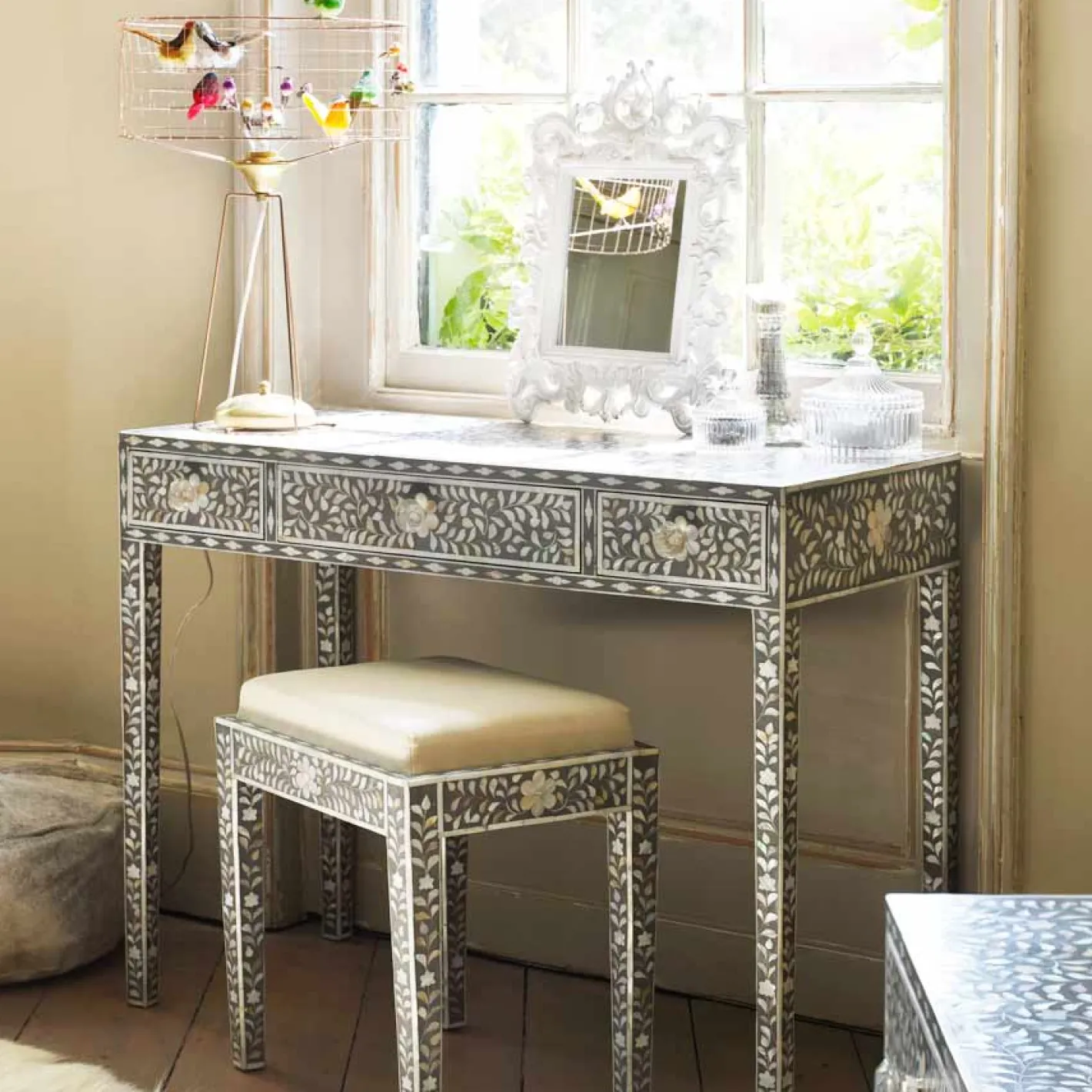 Graham & Green Dressing Tables & Stools|Dressing Tables & Stools<Maxi Grey Mother of Pearl Dressing Table